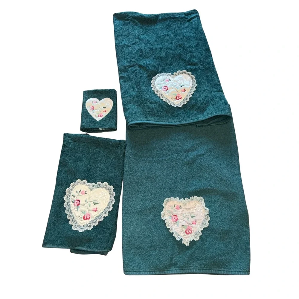 Vintage Cannon Cotton Bath Towel Set Green Heart Lace Appliqué 4 Pc Cottage USA